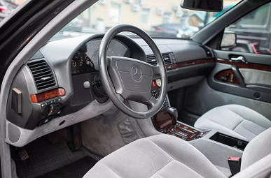 В Москве продают бронированный «шестисотый» Mercedes-Benz W140, который возил Евгения Примакова: пробег 105 тыс. км и всего один владелец за 28 лет